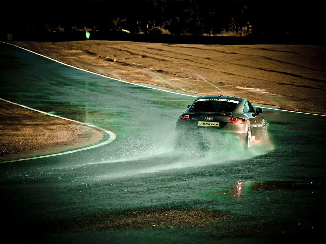 dunlop tyre test wet roads