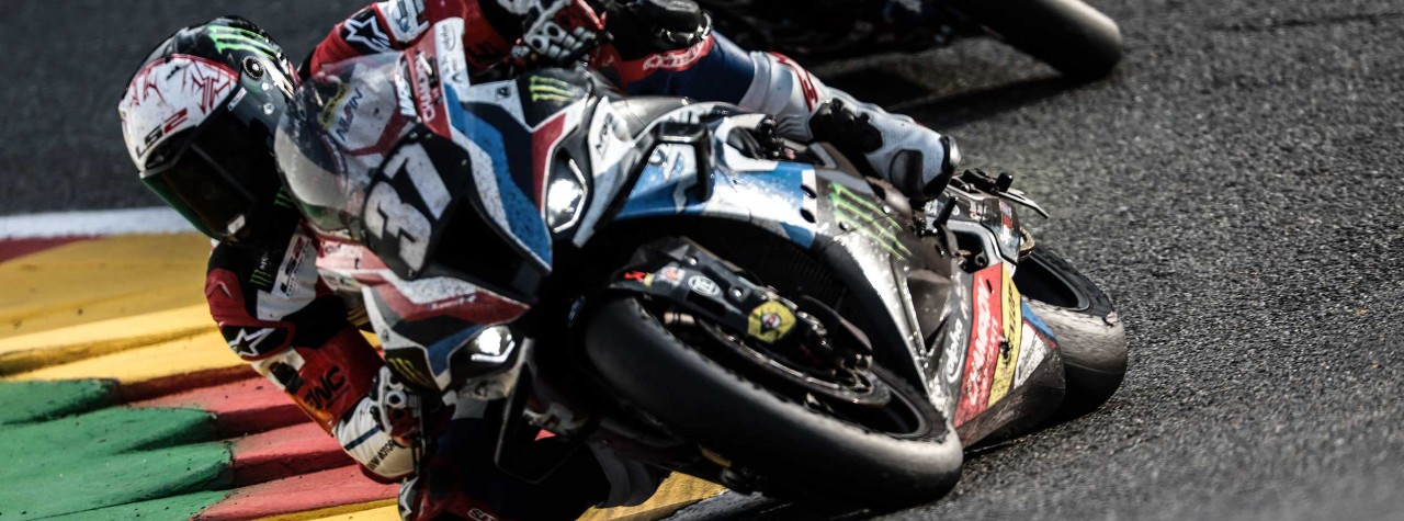 Suzuki Endurance Racing Team racing sur pneus Dunlop